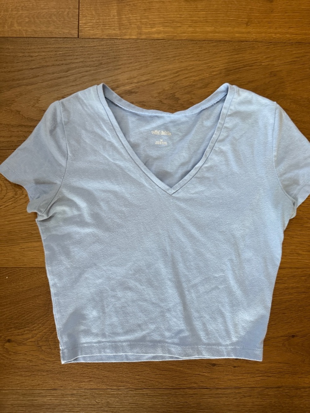 V-Neck Short Sleeve Crop Top - Light Blue